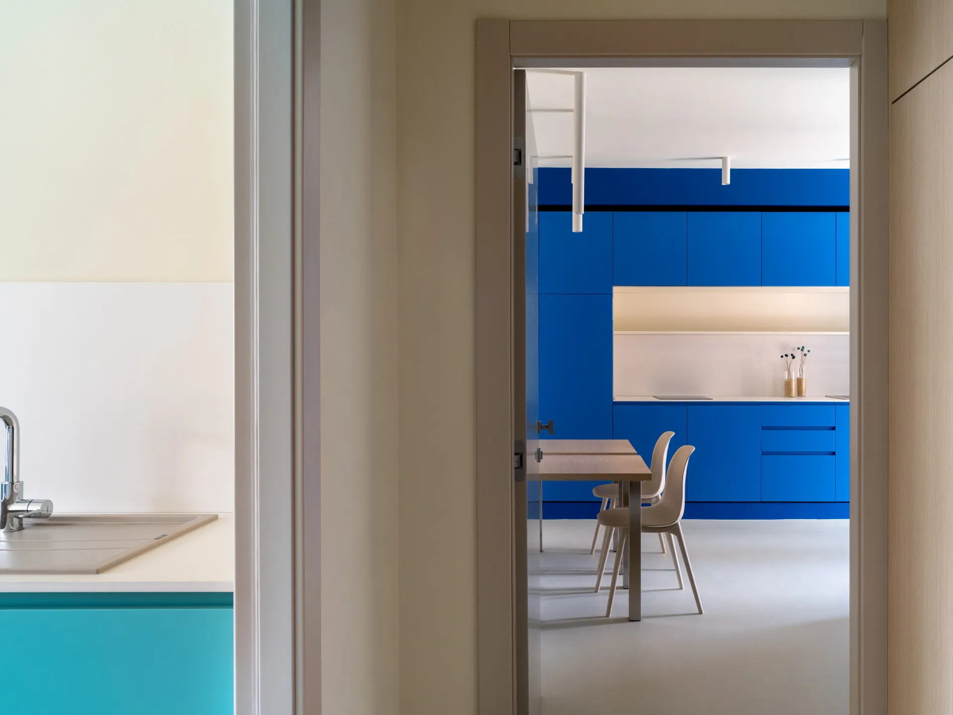 Frazionamento immobiliare a Roma - Casa Blu e Casa Verde